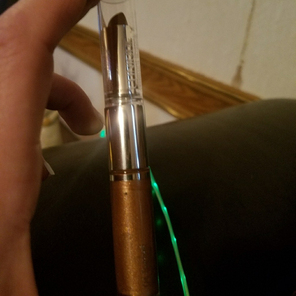 Clinique 2 in 1 lip gloss & lipstick